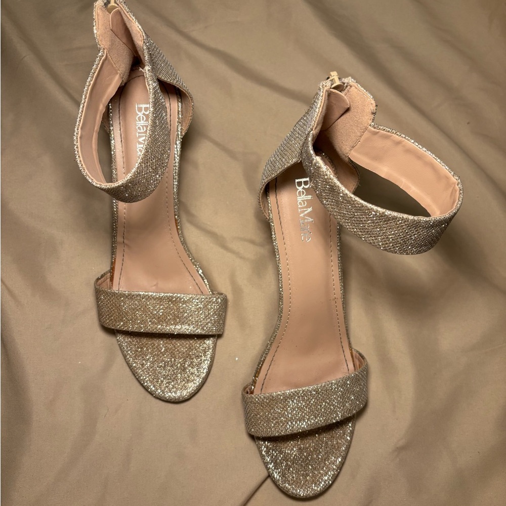 Bella Marie Glittering Beige Heels
